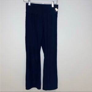 Abercrombie Active Kids Flare Leggings Black Size 13/14‎